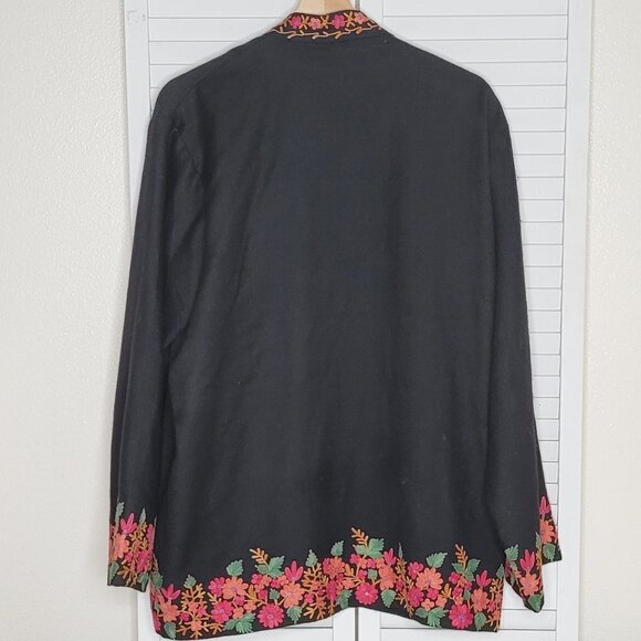 Kashmir embroidered black jacket - Picture 5 of 6